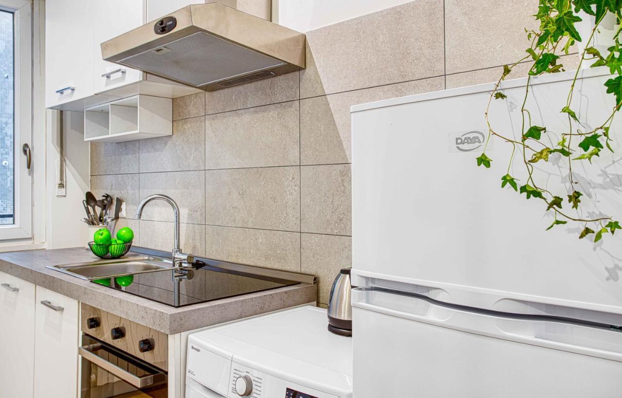 Joivy Warm And Inviting Flat With Balcony Apartment Mailand